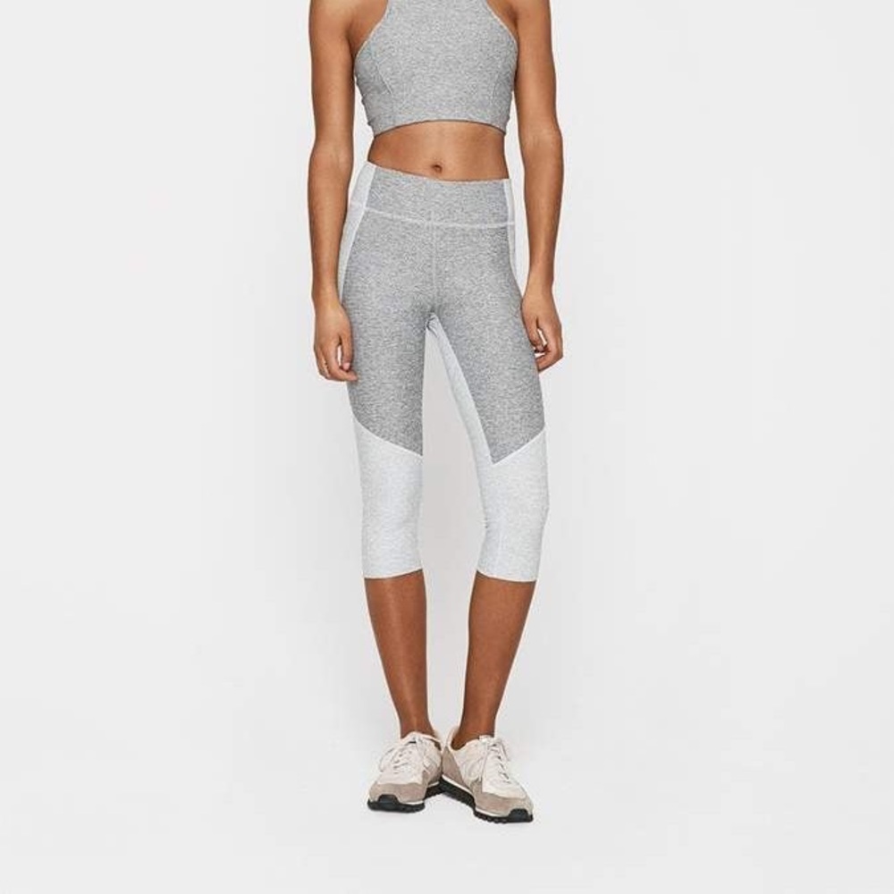 Outdoor Voices Kneecap Two-Tone Leggings
